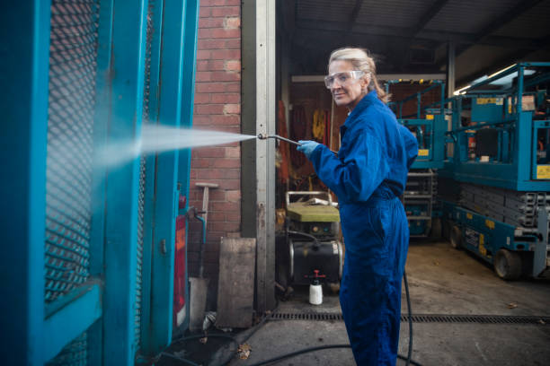 Best House Pressure Washing  in Clive, IA